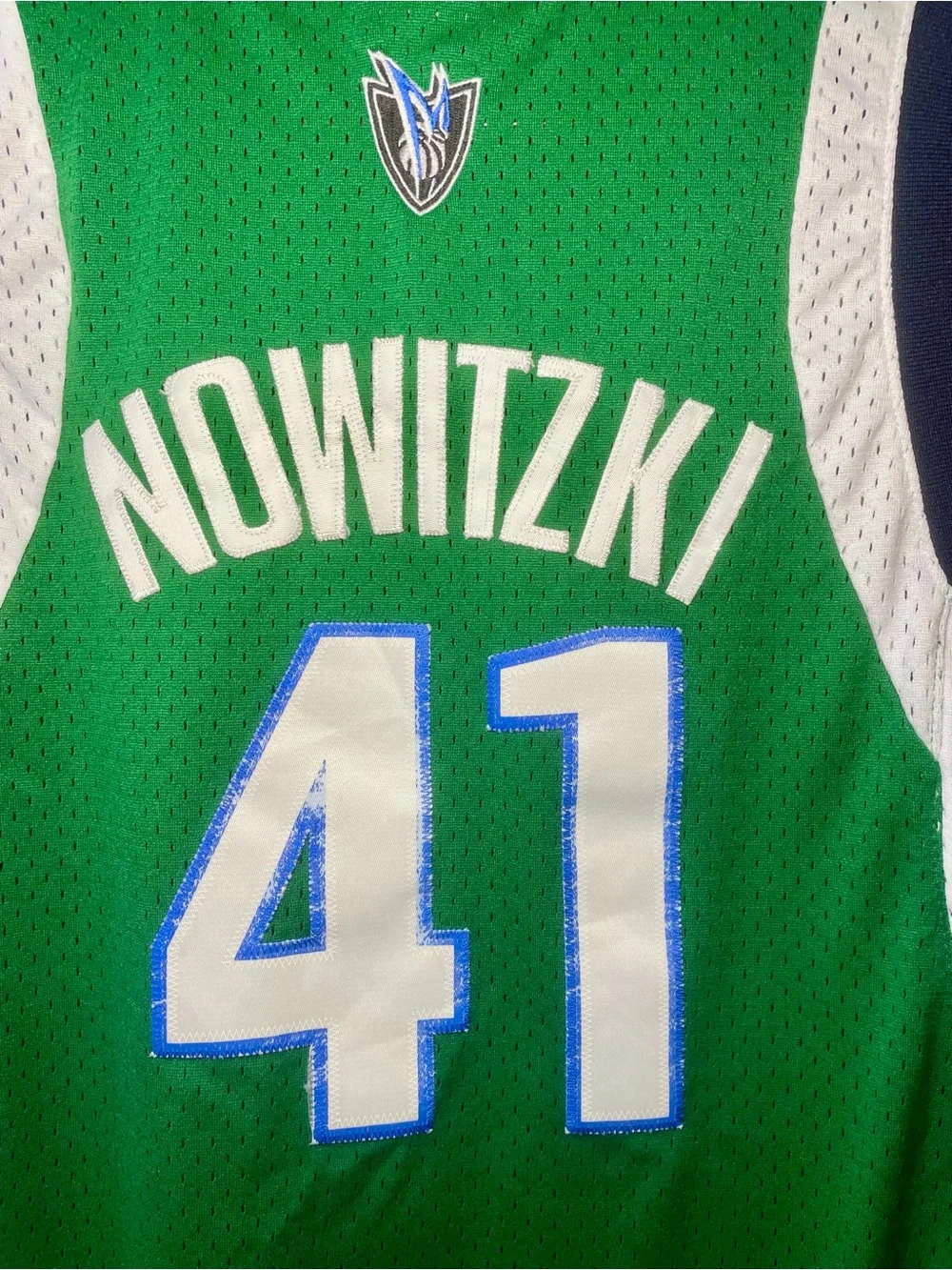 Reebok NBA Dallas Mavericks #41 Dirk Nowitzki Jersey Boys Large Green Y2K VTG